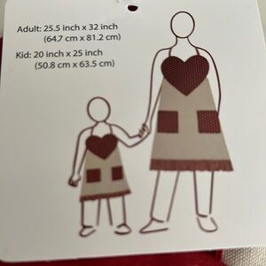 NWT Red & Pink Adult and kid matching apron Set